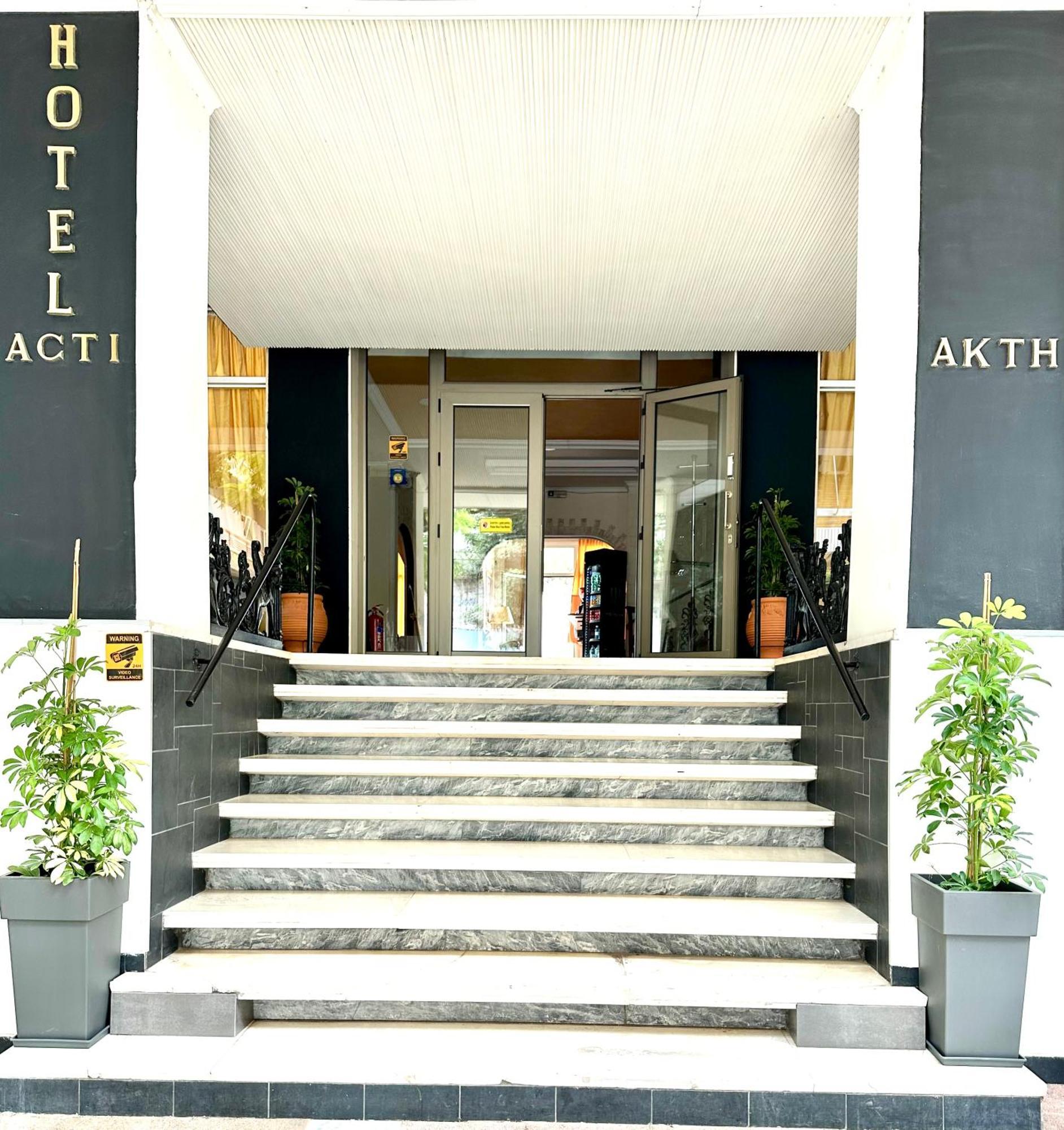 Hotel Akti 2*